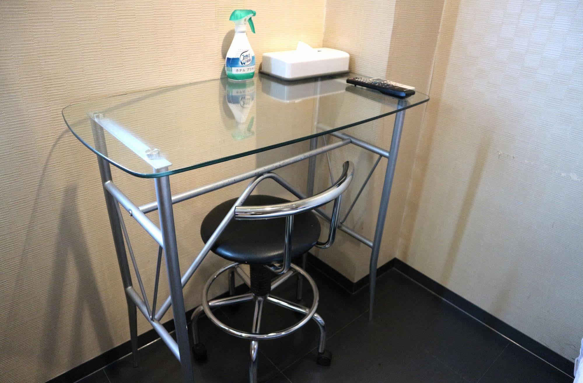Uehonmachi Plaza Hotel (Adults Only) โอซาก้า ภายนอก รูปภาพ