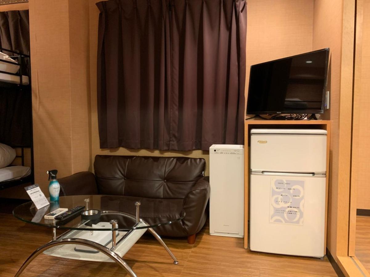 Uehonmachi Plaza Hotel (Adults Only) โอซาก้า ภายนอก รูปภาพ