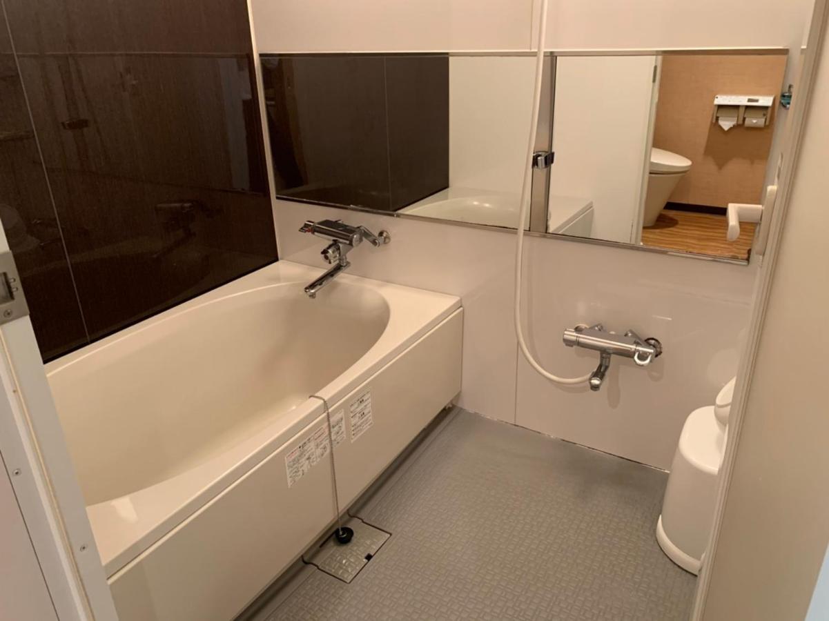 Uehonmachi Plaza Hotel (Adults Only) โอซาก้า ภายนอก รูปภาพ
